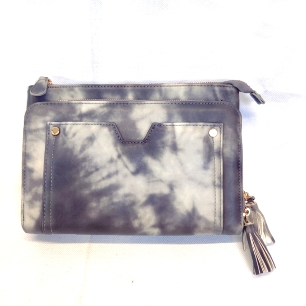 Big Buddha Crossbody Clutch w/ Adjustable Removable Crossbody Strap Smokey